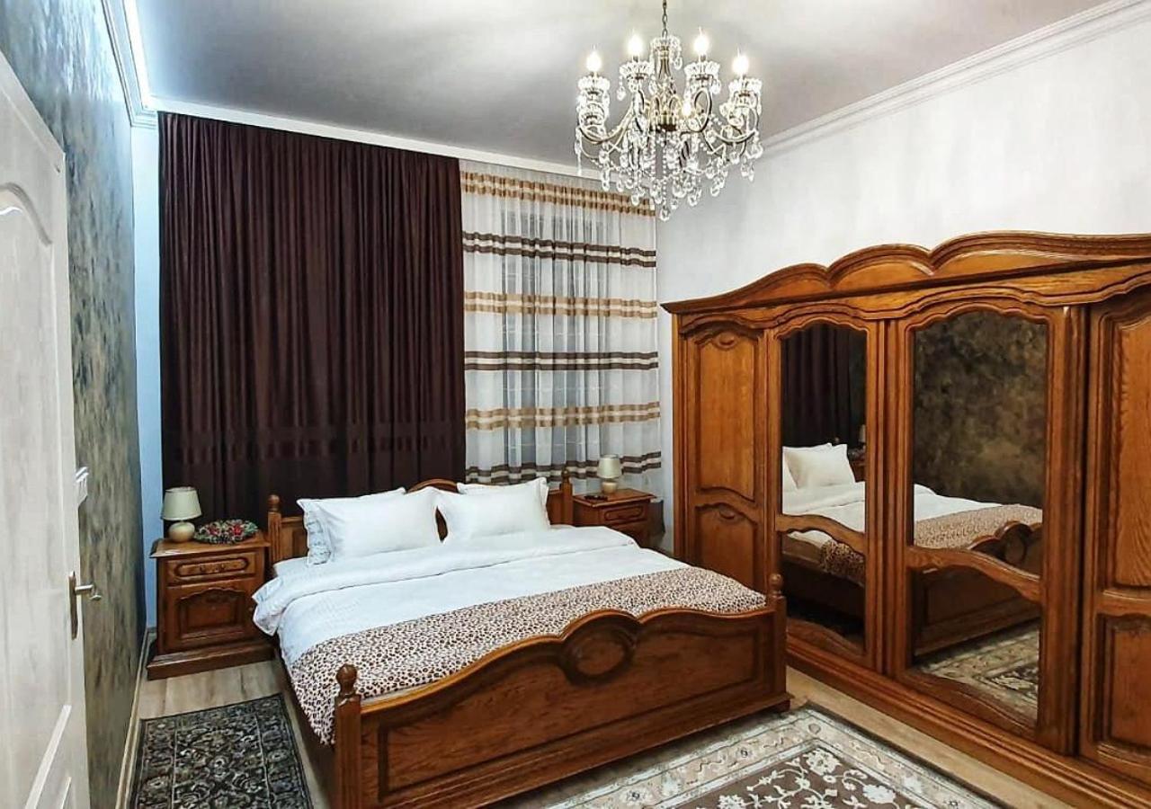 Casa Domneasca Rarau Hotell Câmpulung Moldovenesc Exteriör bild