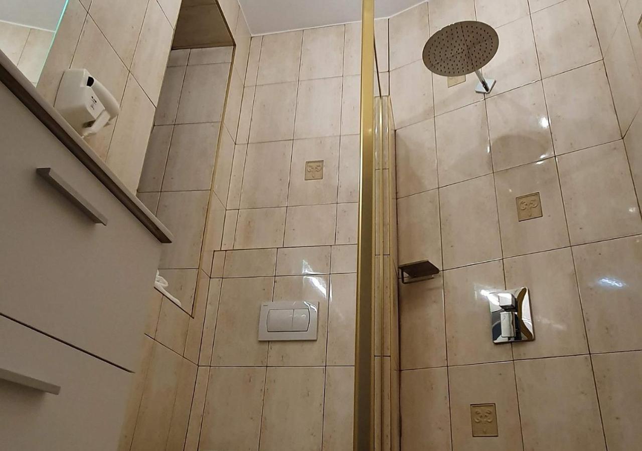 Casa Domneasca Rarau Hotell Câmpulung Moldovenesc Exteriör bild